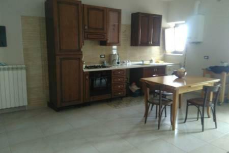 Apartamento Palazzo Camelot, 19 Via Nazionale San Demetrio ne' Vestini Exterior foto